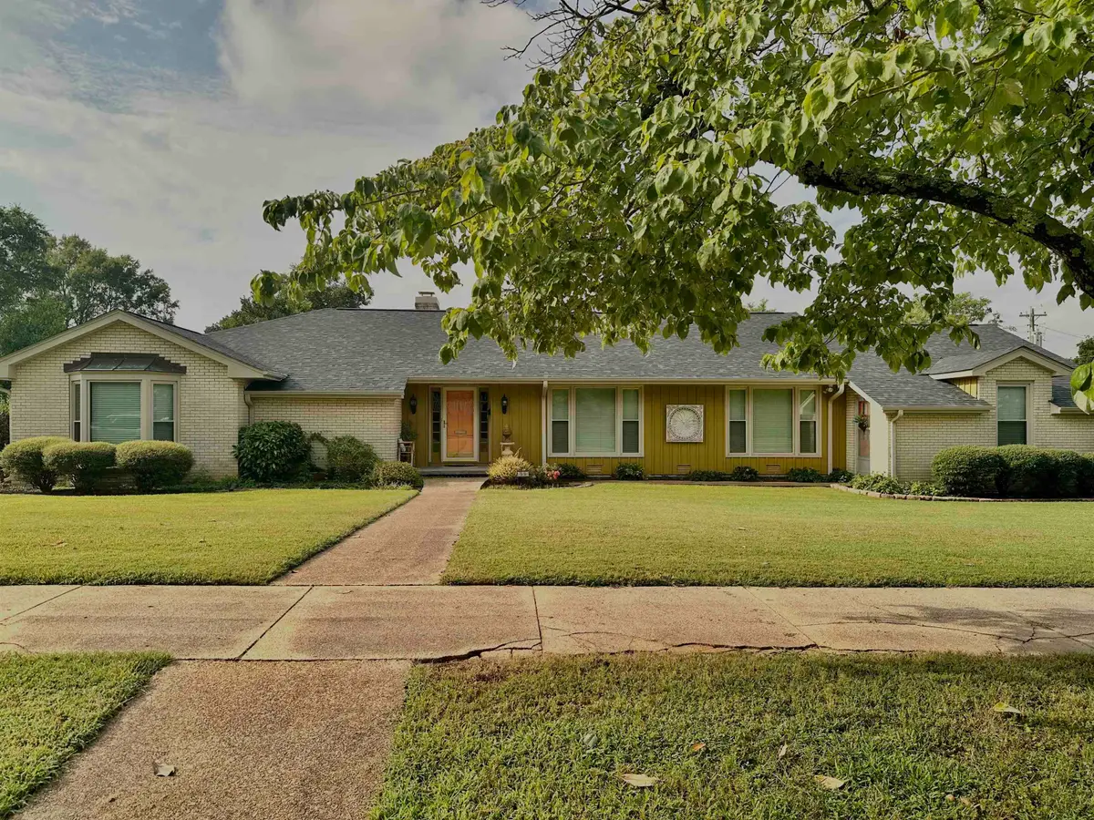 800 E 5th St, Tuscumbia, AL 35674 - Image #1