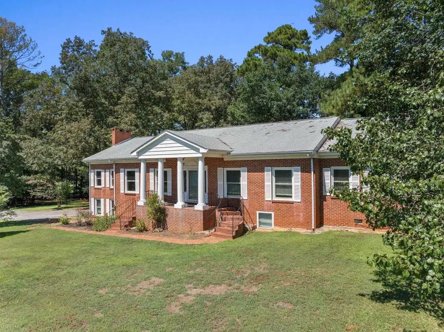 180 Wear Dr, Florence, AL 35633 - Image #2