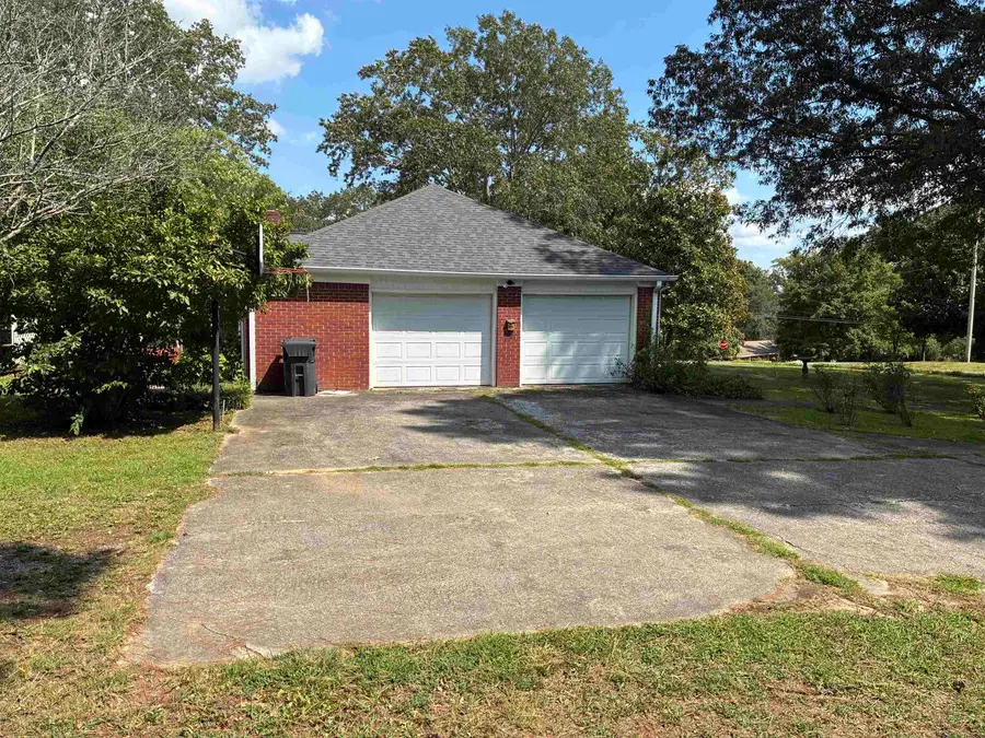 300 Tim St, Russellville, AL 35653 - Image #3