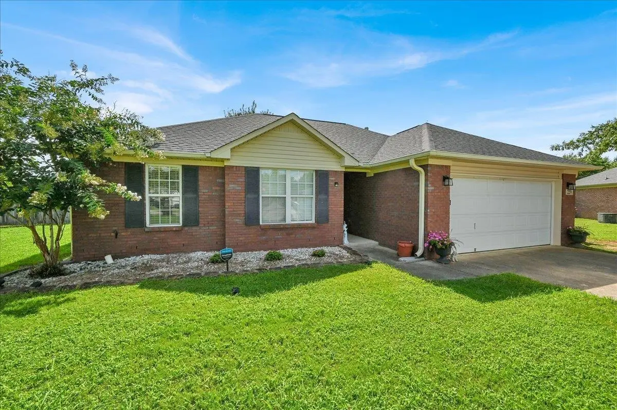 229 Steppe Ct, Huntsville, AL 35811 - Image #1