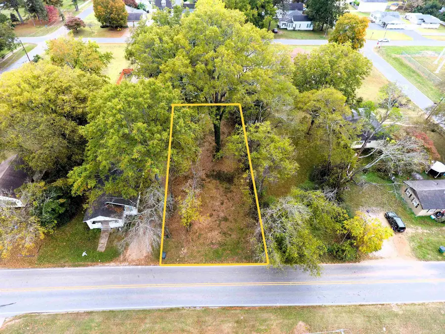 506 E Commons St, Tuscumbia, AL 35674 - Image #3