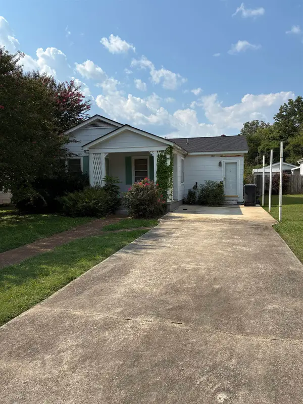 2703 E 14th Ave, Sheffield, AL 35660