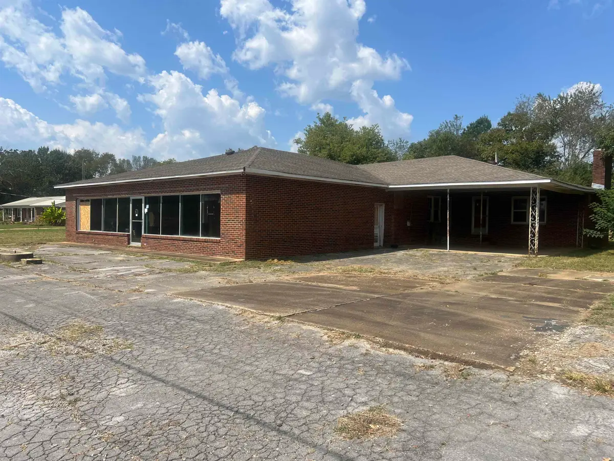 21925 Co Rd 14, Florence, AL 35633 - Image #1