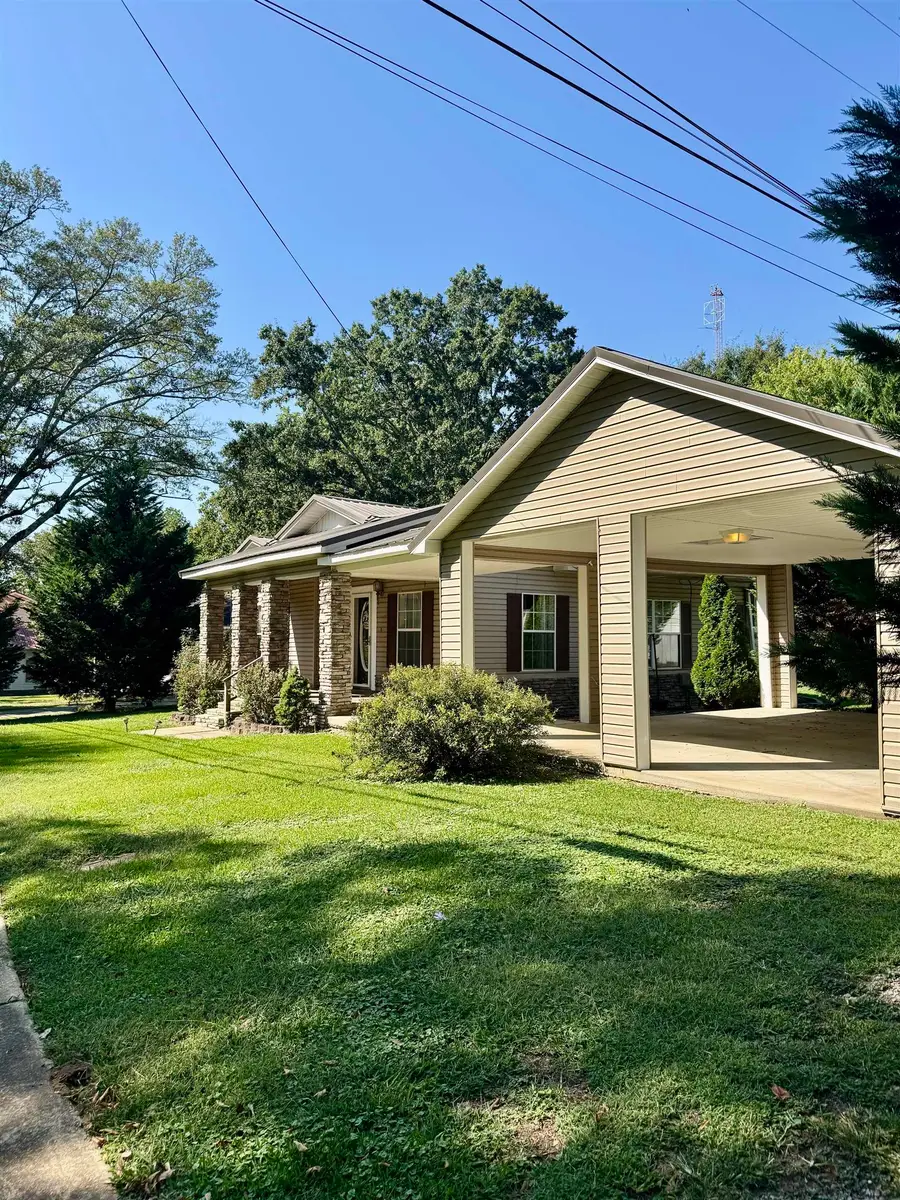 905 SE 4th St, Red Bay, AL 35582 - Image #2