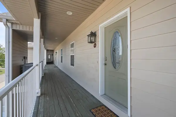 5590 Bay Village Dr #303, Athens, AL 35611