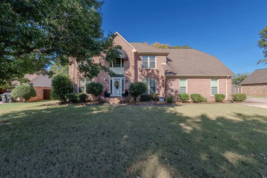 2207 Jennifer Ave, Muscle Shoals, AL 35661 - Image #2