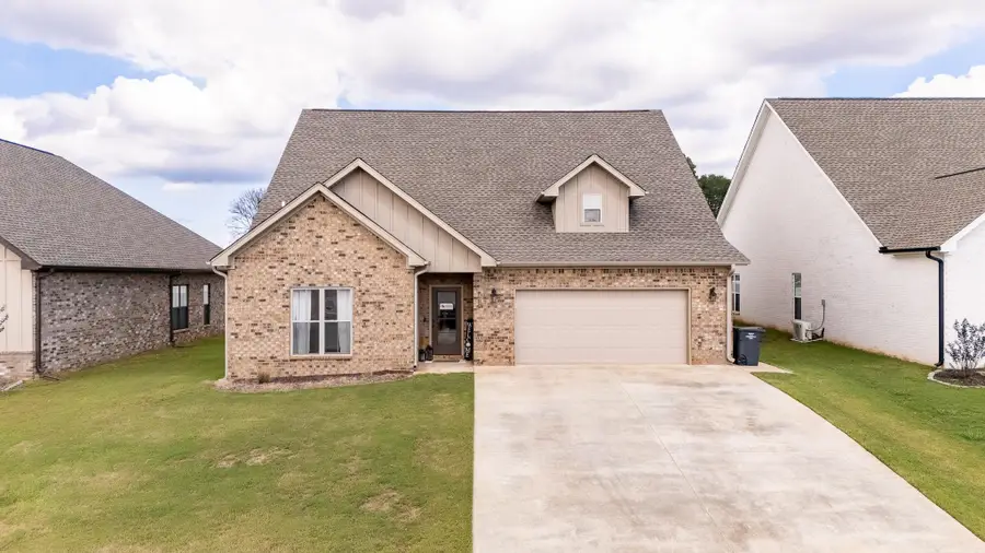 427 Zoey Grace Dr, Rogersville, AL 35652 - Image #2