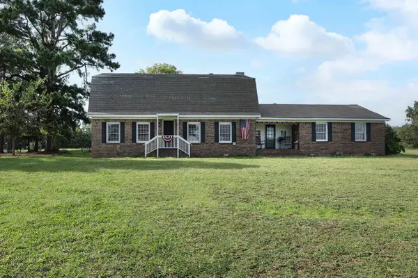 7281 Hwy 48, Russellville, AL 35654