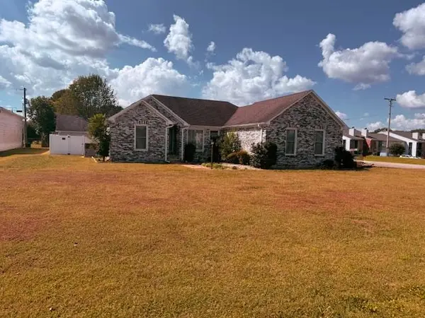 700 Edison, Muscle Shoals, AL 35661