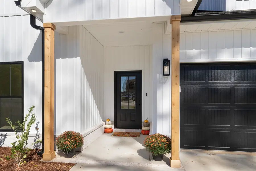 105 Jefferson Ave, Muscle Shoals, AL 35661 - Image #3