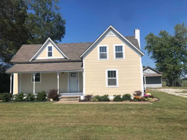 2255 Co Rd 16, Florence, AL 35633