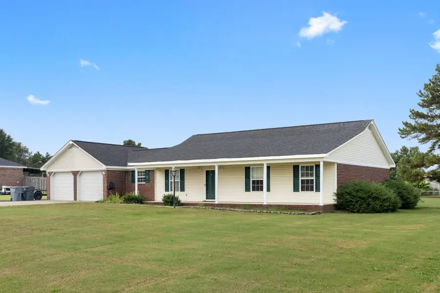 407 Belview Dr, Killen, AL 35645 - Image #2