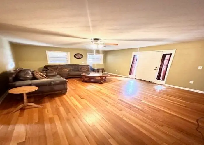 911 Davison Ave, Muscle Shoals, AL 35661 - Image #2