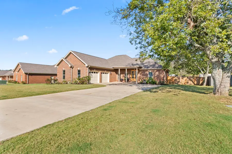 235 Oldenburg Dr, Killen, AL 35645 - Image #3