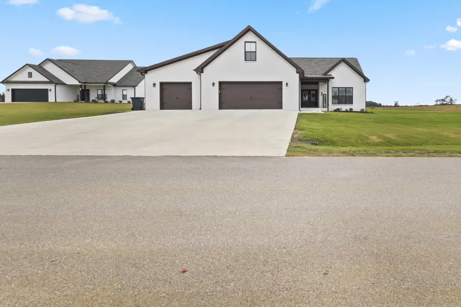 200 Spry Way, Killen, AL 35645 - Image #2