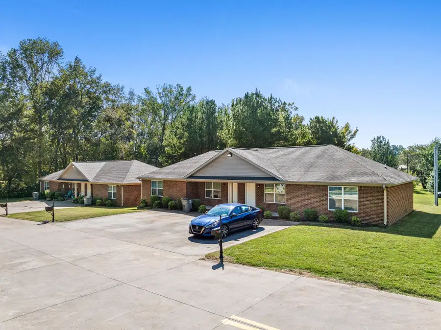 8550 Chisholm Rd, Florence, AL 35634 - Image #2