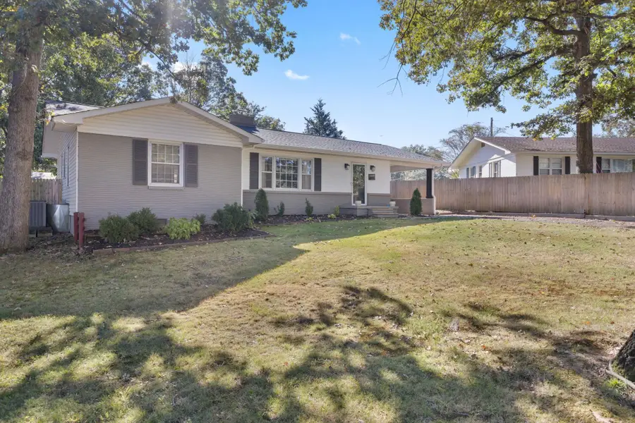 1668 Edgemont Dr, Florence, AL 35630 - Image #3