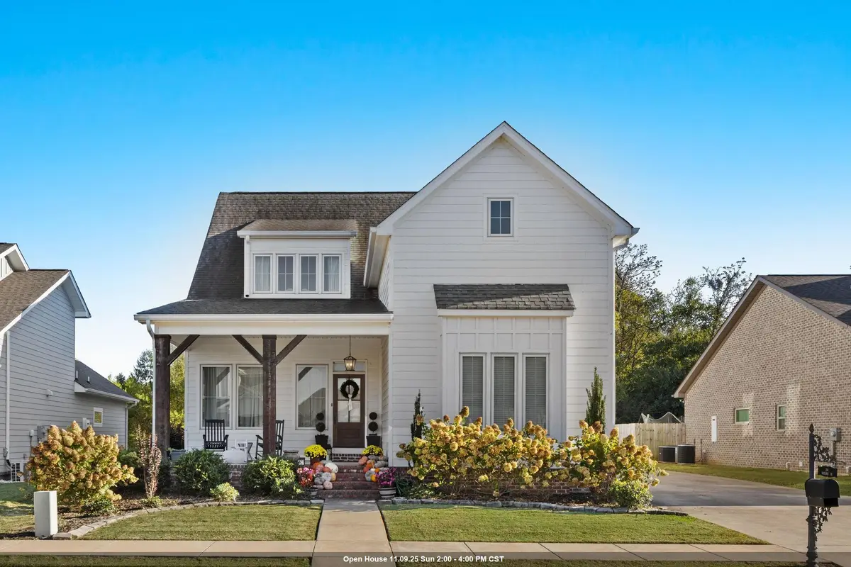 314 Hickory Dr, Muscle Shoals, AL 35661 - Image #1