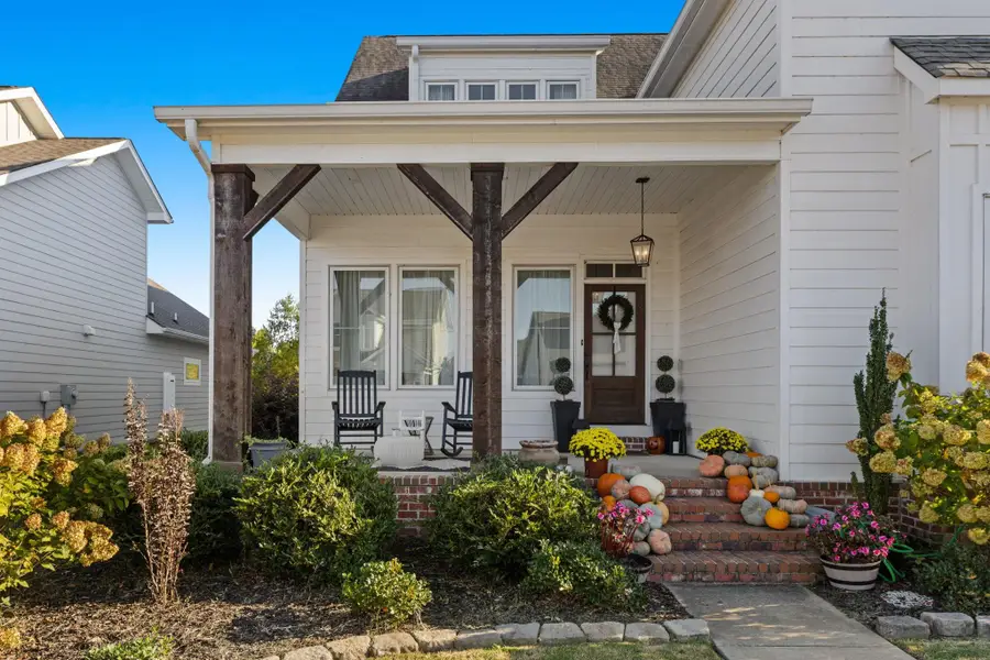 314 Hickory Dr, Muscle Shoals, AL 35661 - Image #2