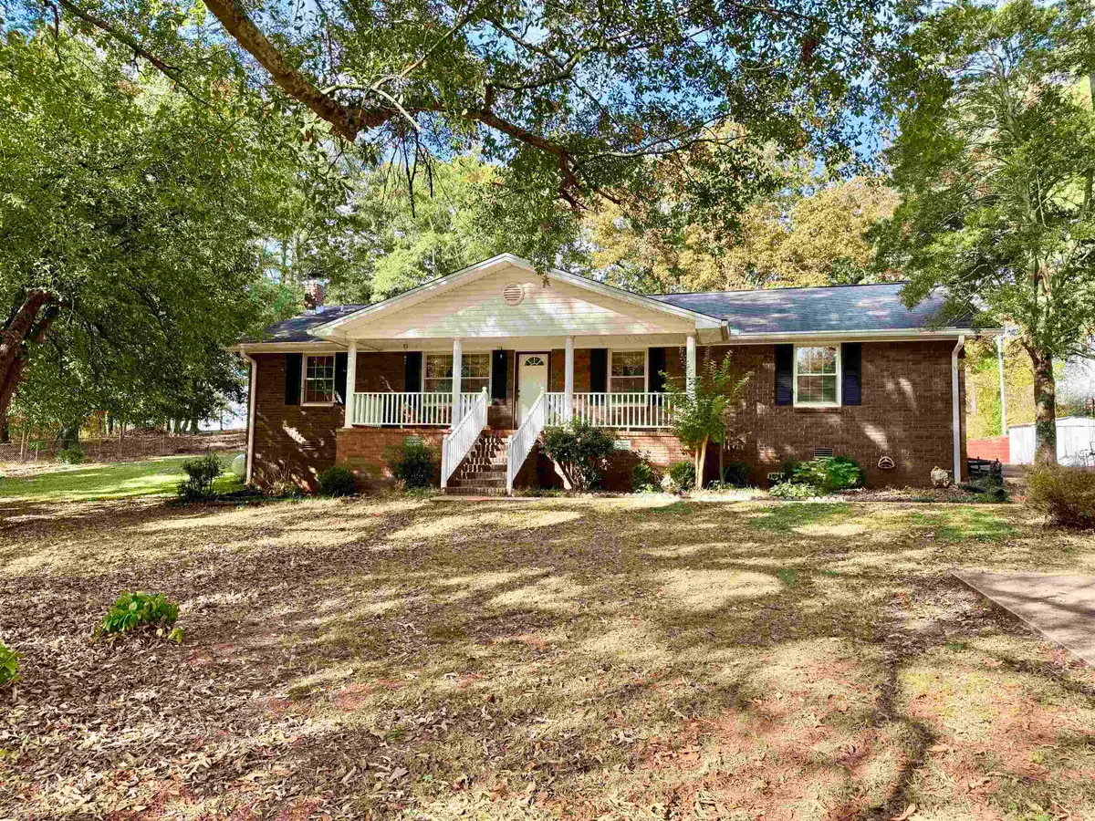 215 Co Rd 283, Florence, AL 35633 - Image #1