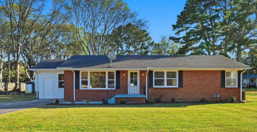 606 Orchard St, Killen, AL 35645 - Image #2