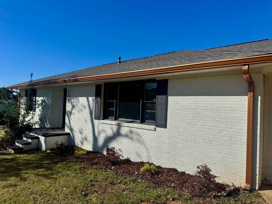 104 Ford St, Muscle Shoals, AL 35661 - Image #2