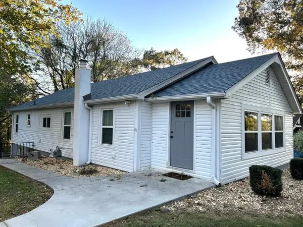 1714 Lauderdale St, Florence, AL 35630