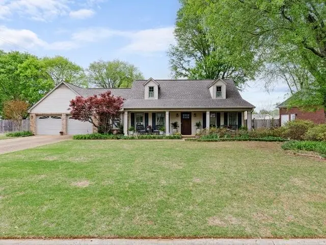2209 Jennifer Ave, Muscle Shoals, AL 35661 - Image #1