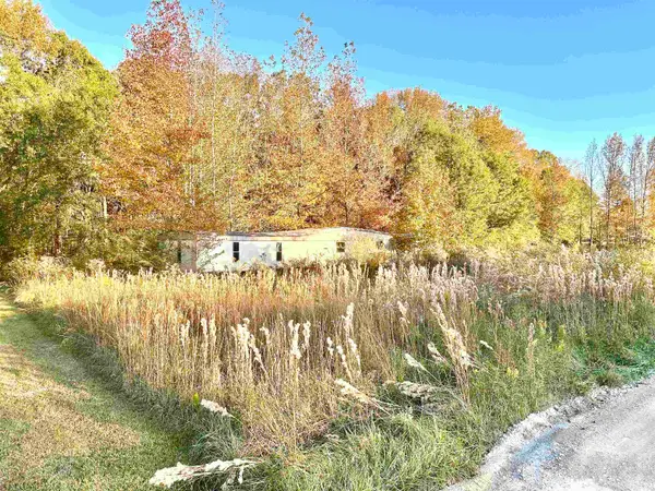 593 Co Rd 352, Trinity, AL 35673