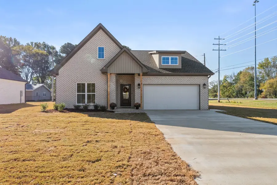 106 Jefferson Ave, Muscle Shoals, AL 35661 - Image #2