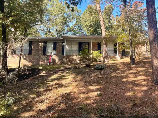 1220 West Forest Dr, Gardendale, AL 35071