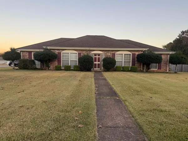 128 E Bailey Springs Dr, Florence, AL 35634