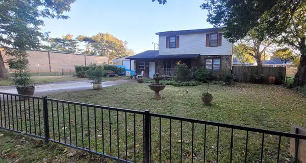 510 W Pilgrim Ave, Muscle Shoals, AL 35661