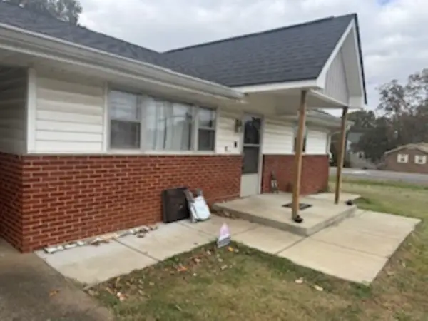 3521 Oakwood Blvd, Sheffield, AL 35660