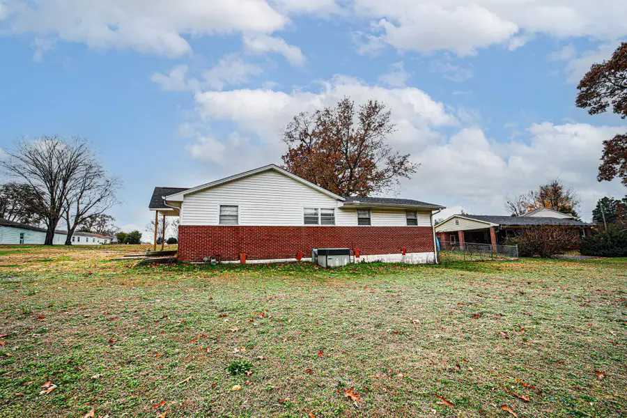 3521 Oakwood Blvd, Sheffield, AL 35660 - Image #3