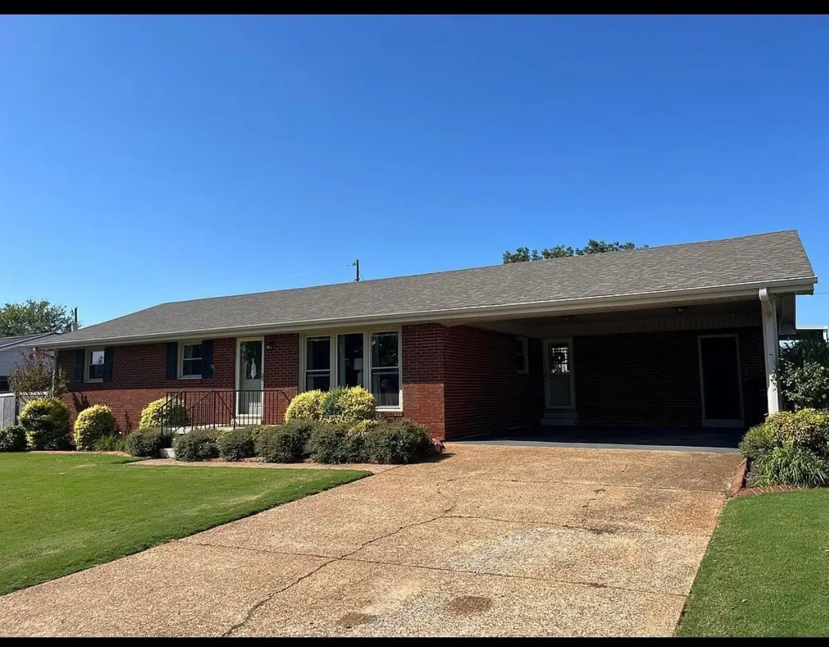 1109 Richton Ave, Muscle Shoals, AL 35661 - Image #1