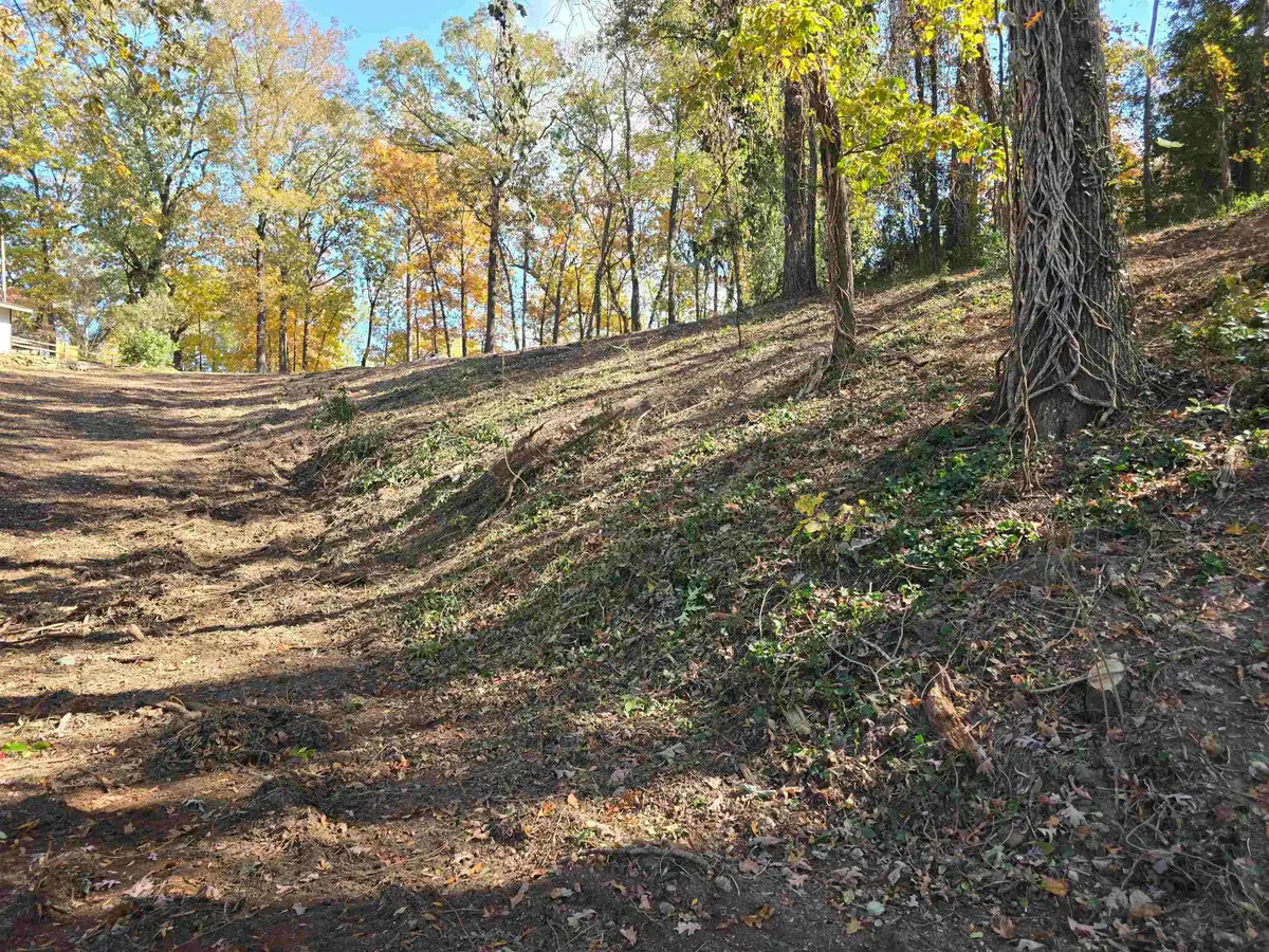 Lot 3 Fleetwood Dr, Muscle Shoals, AL 35661 - Image #1