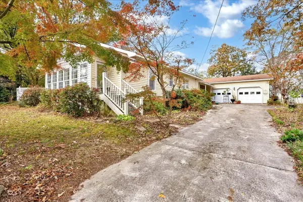 407 11th St, Cullman, AL 35055