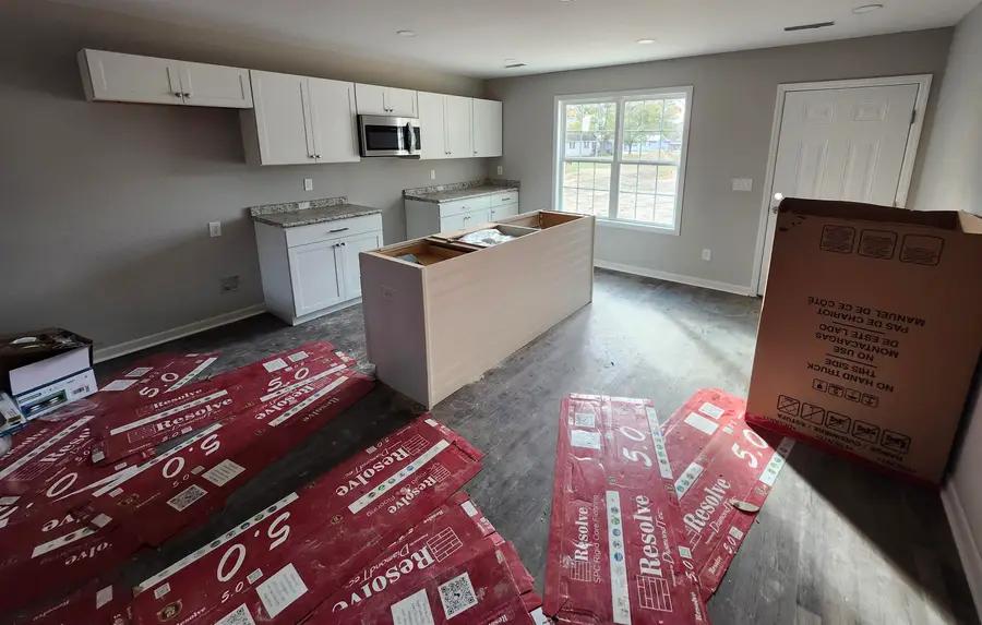 125 West Railroad Ave, Hanceville, AL 35077 - Image #3