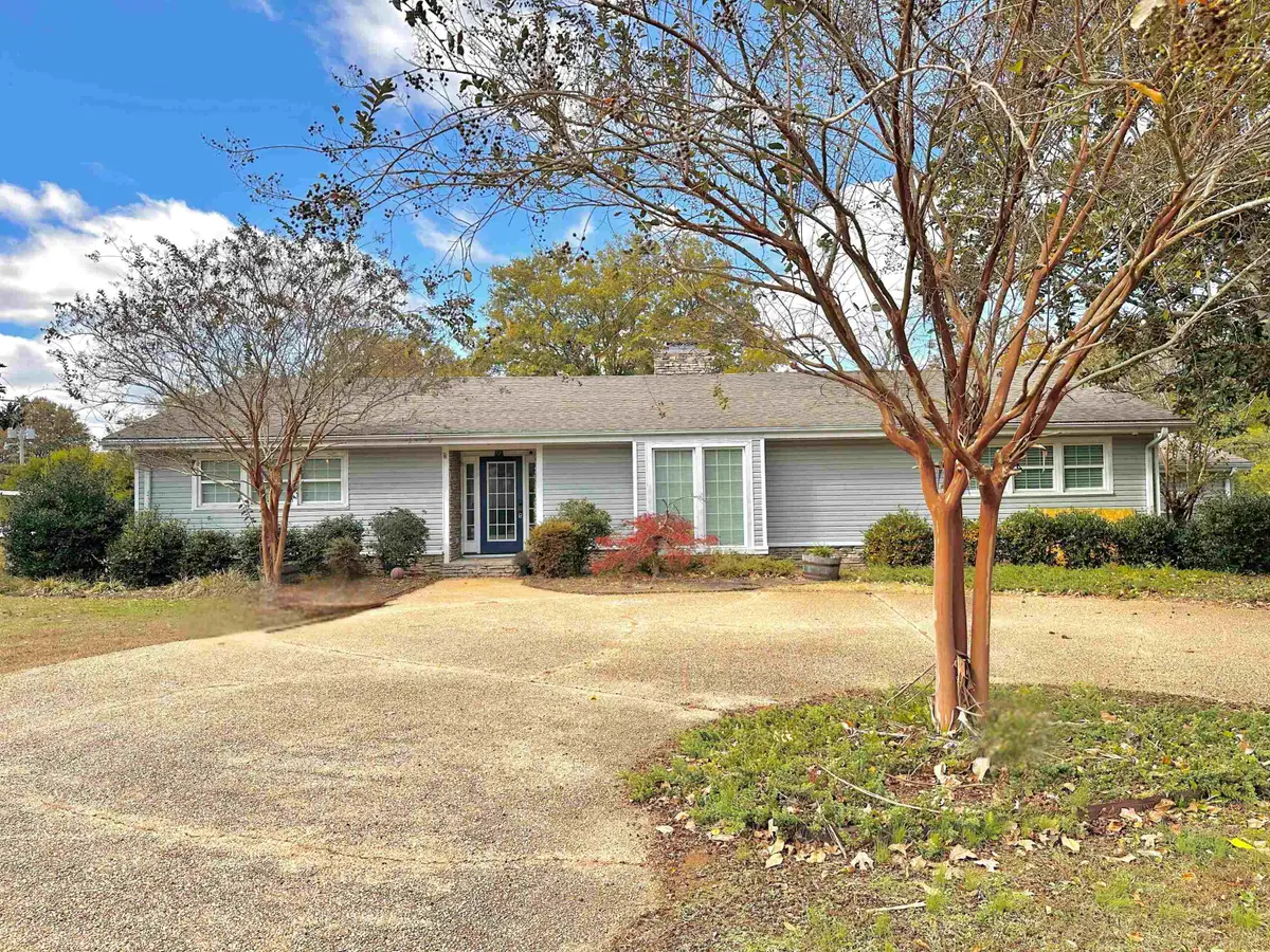 430 Palisade Dr, Florence, AL 35630 - Image #1