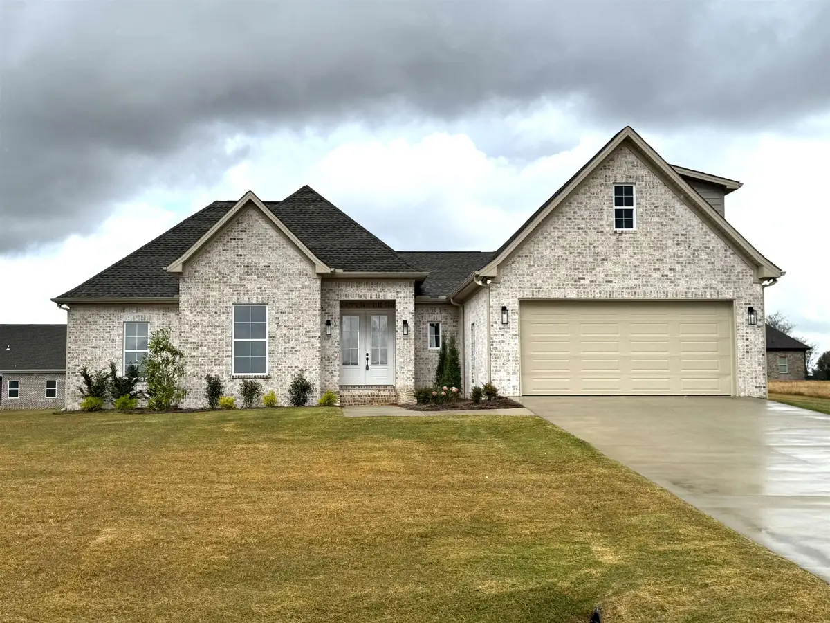 131 Hummingbird Way, Killen, AL 35645 - Image #1