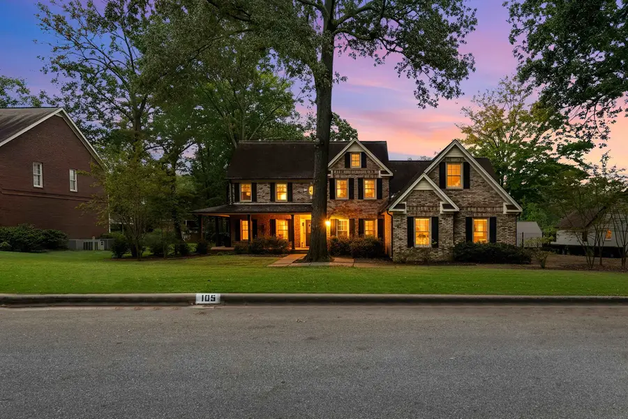 105 Willow Oak Dr, Muscle Shoals, AL 35661 - Image #2