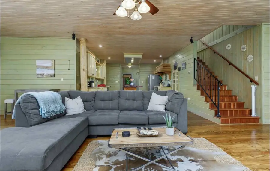 20 Spring Cove Rd, Florence, AL 35633 - Image #3