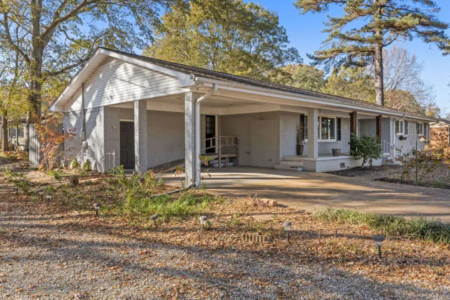 2215 Co Rd 61, Florence, AL 35634 - Image #2