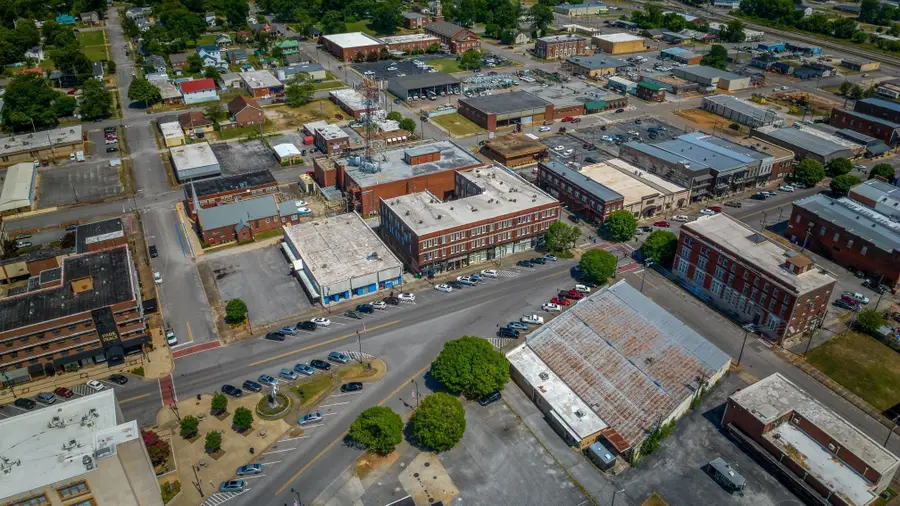 414 Montgomery Ave, Sheffield, AL 35660 - Image #3