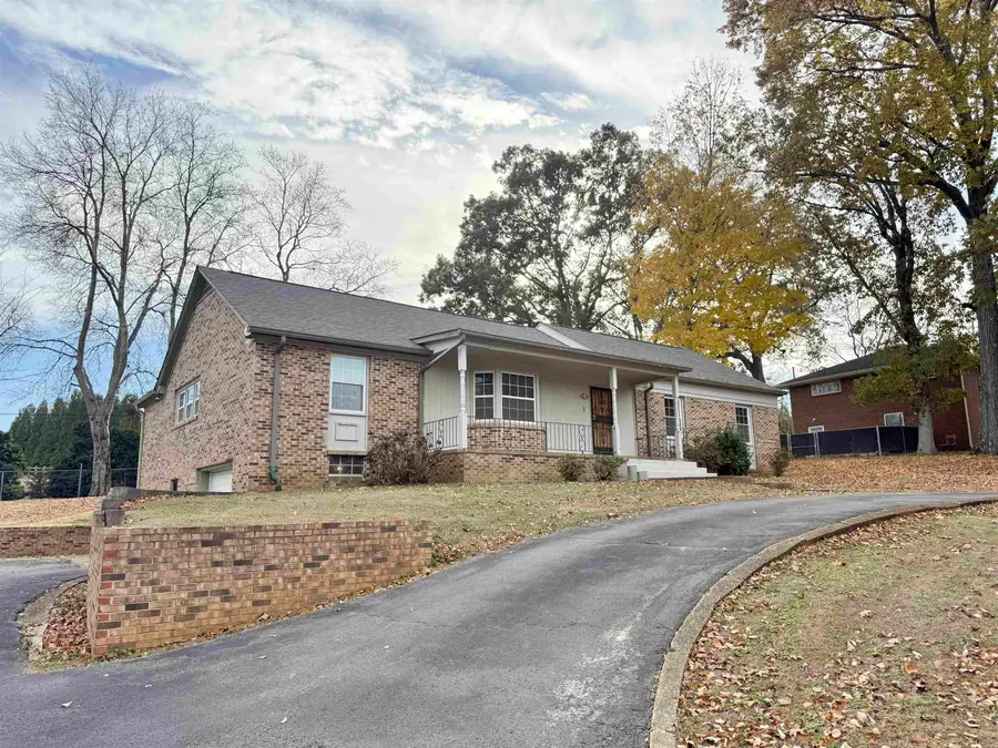 2025 Alpine Dr, Florence, AL 35630 - Image #3