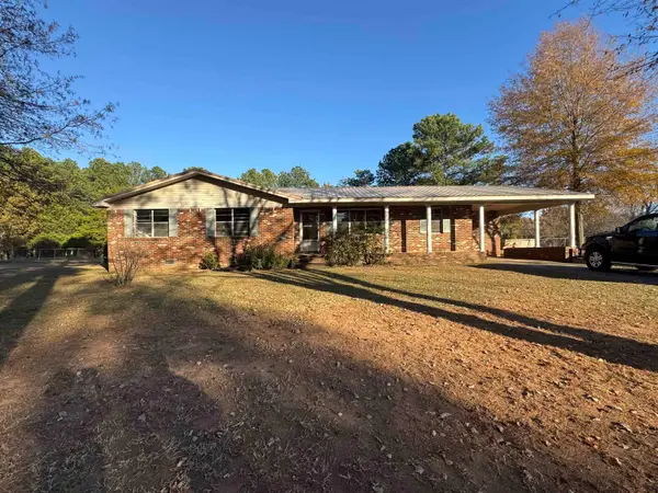 89 Woodland Ave, Trinity, AL 35673