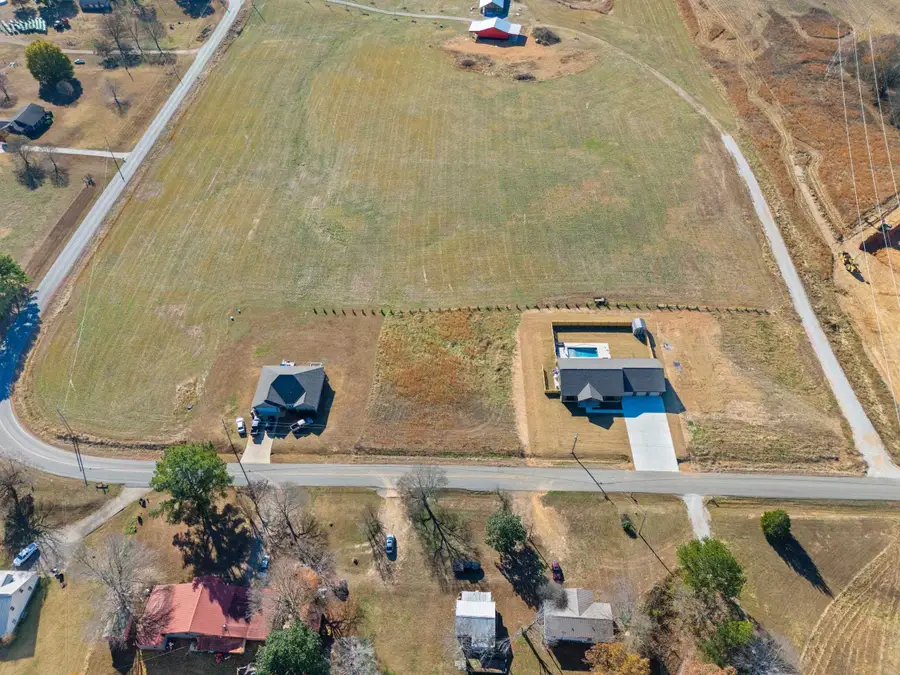 3710 Co Rd 92, Rogersville, AL 35652 - Image #3