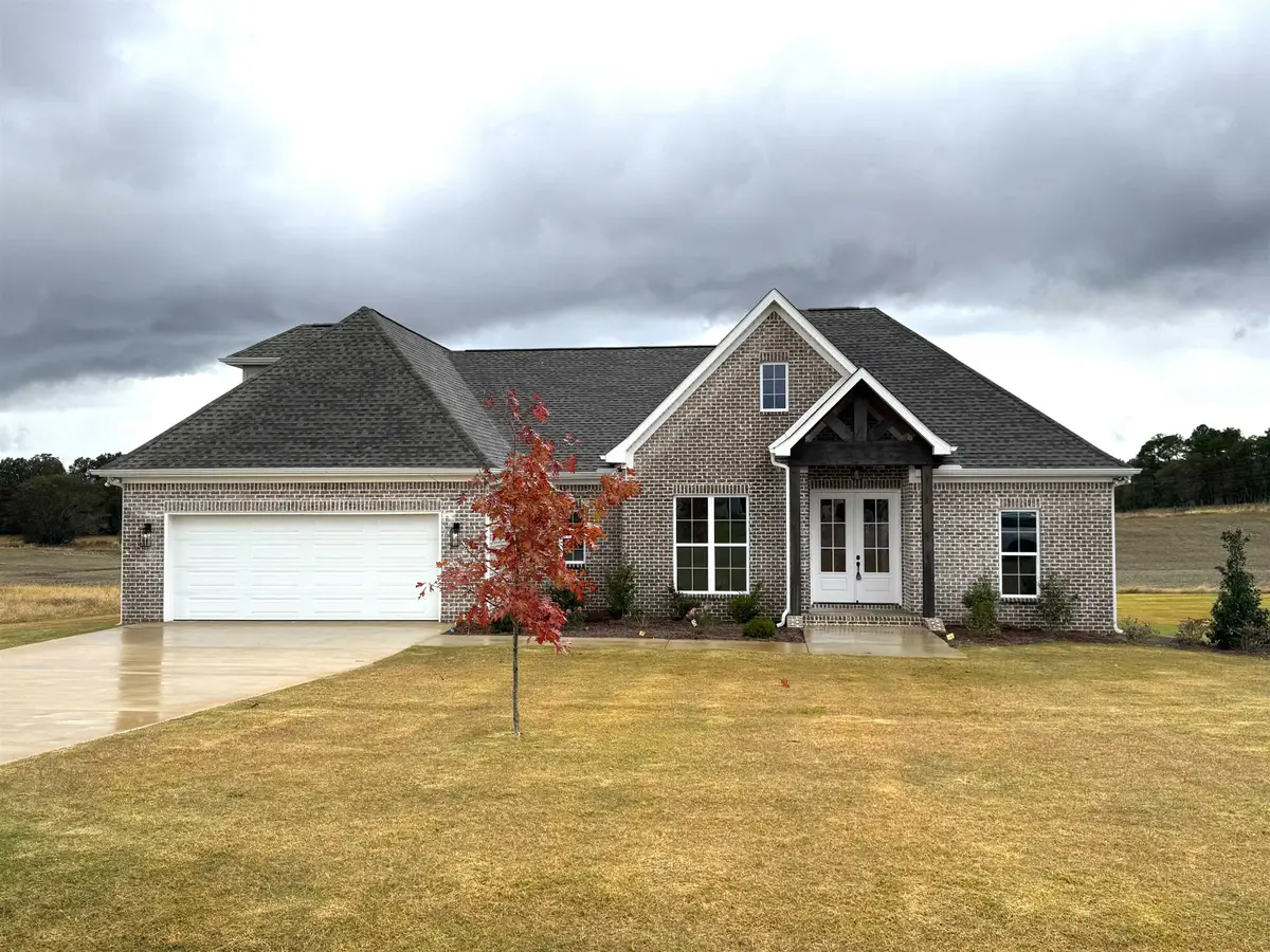 120 Hummingbird Way, Killen, AL 35645 - Image #1