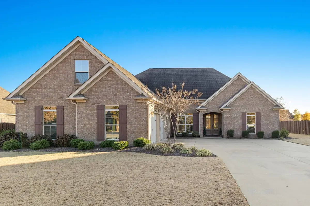 831 Summerfield Tl, Florence, AL 35630 - Image #1